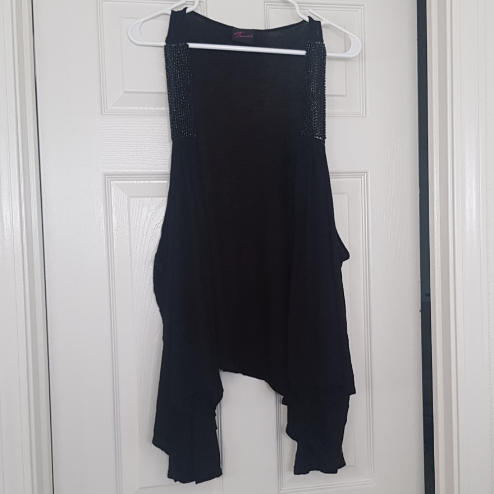 Sleeveless knit top
